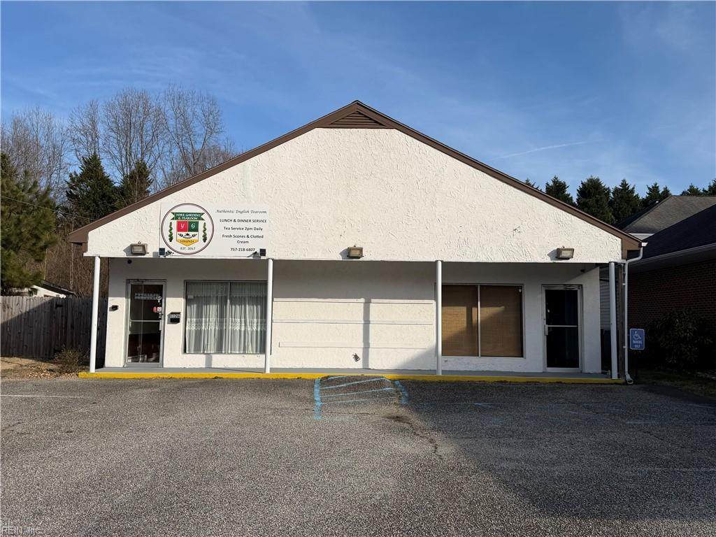 1126 George Washington Memorial Hwy - Photo 1