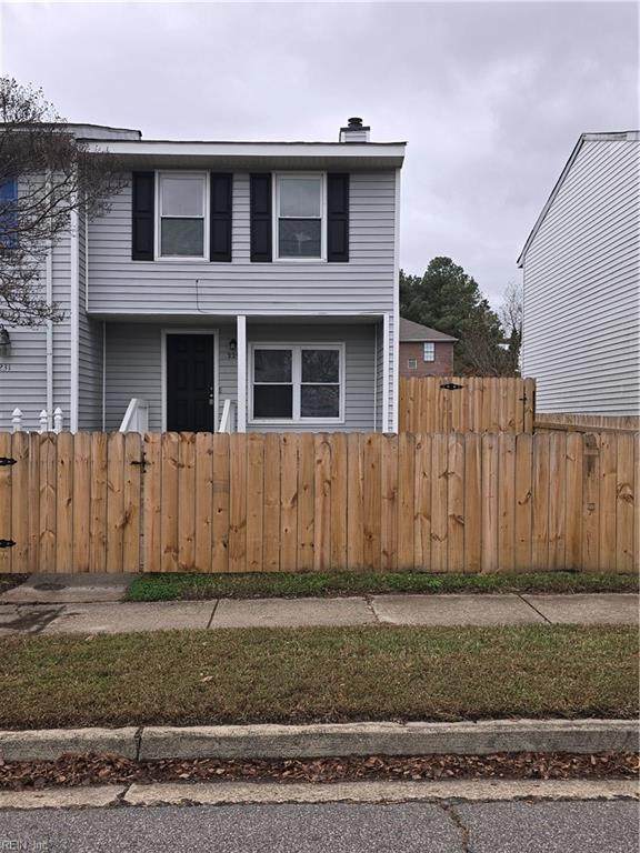 229 Greenbrier Ave - Photo 1