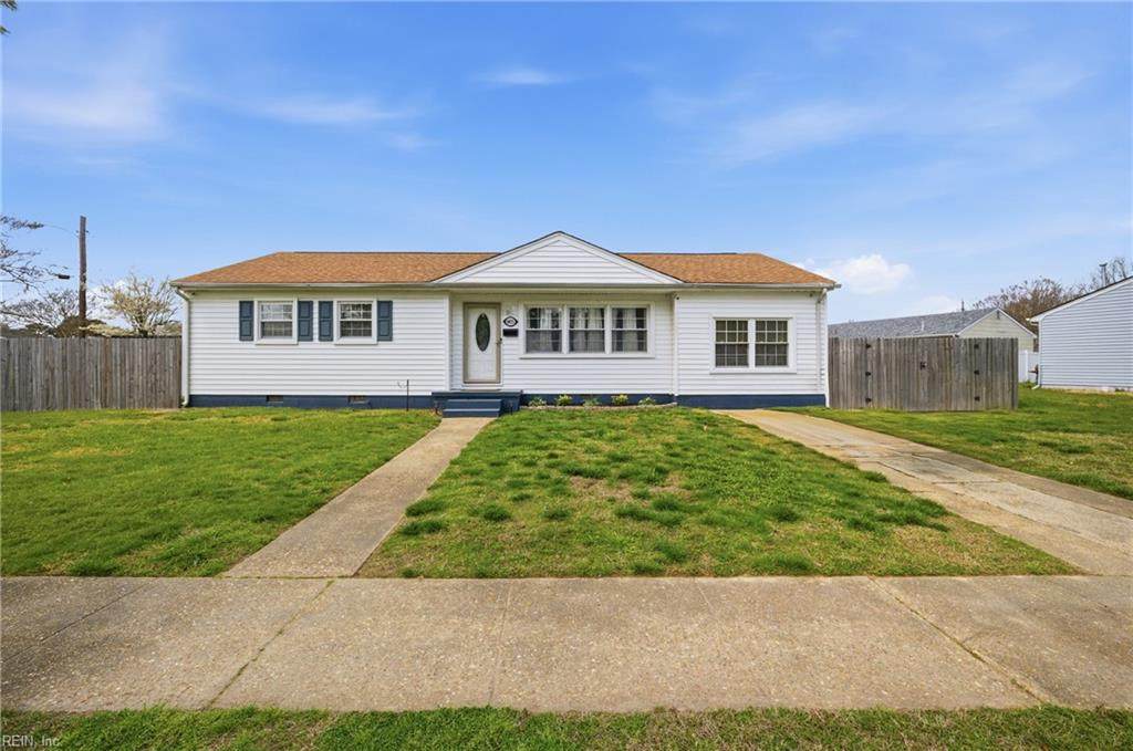 8455 Capeview Ave - Photo 1