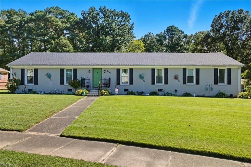 627 Luray Ter - Photo 1
