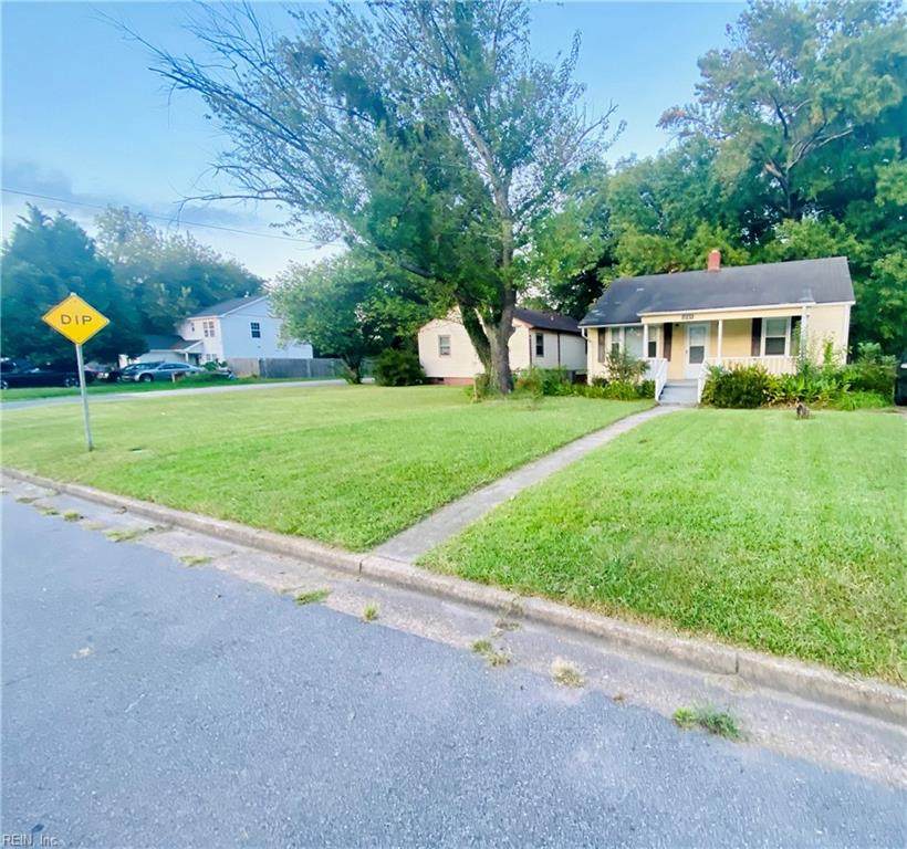 1305 Hoover Ave - Photo 1