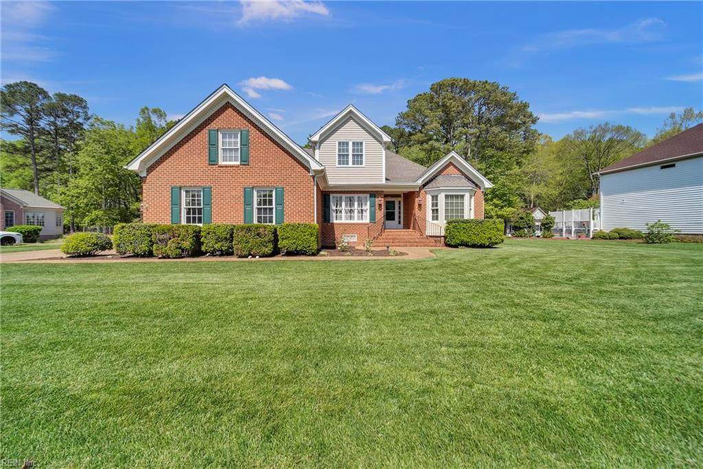 211 Darden Dr - Photo 1