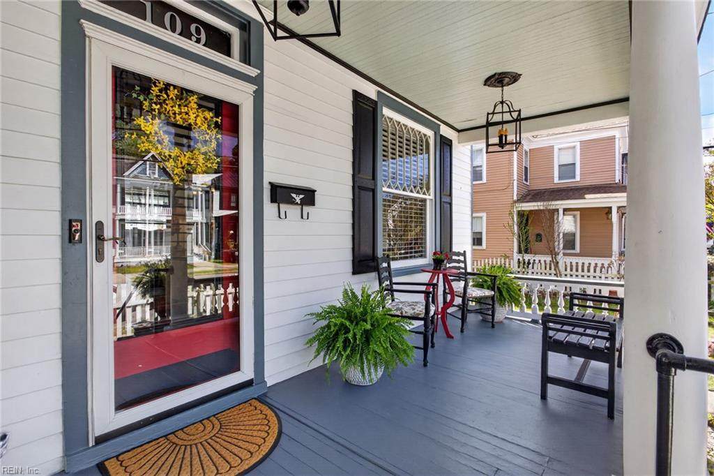 109 Riverview Ave - Photo 1