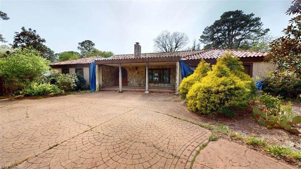 4908 Farrington Dr - Photo 1