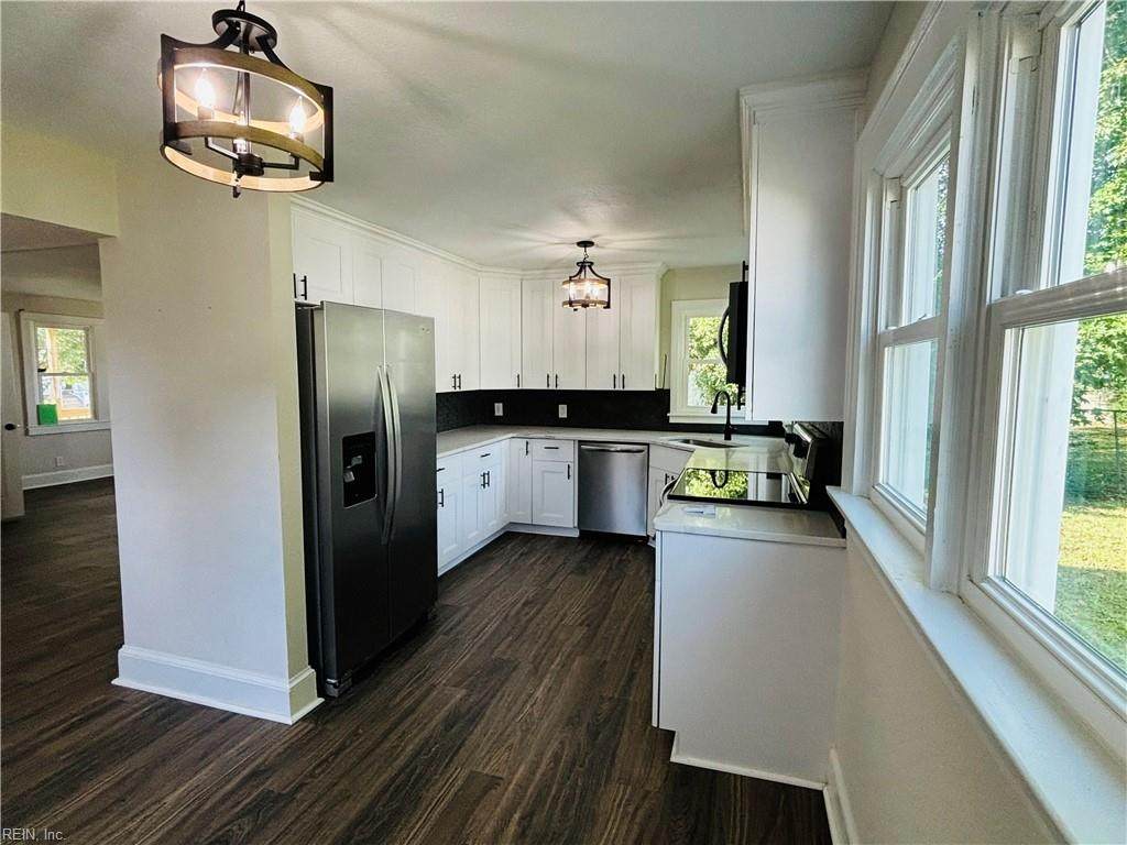 2331 Azalea Ave - Photo 1