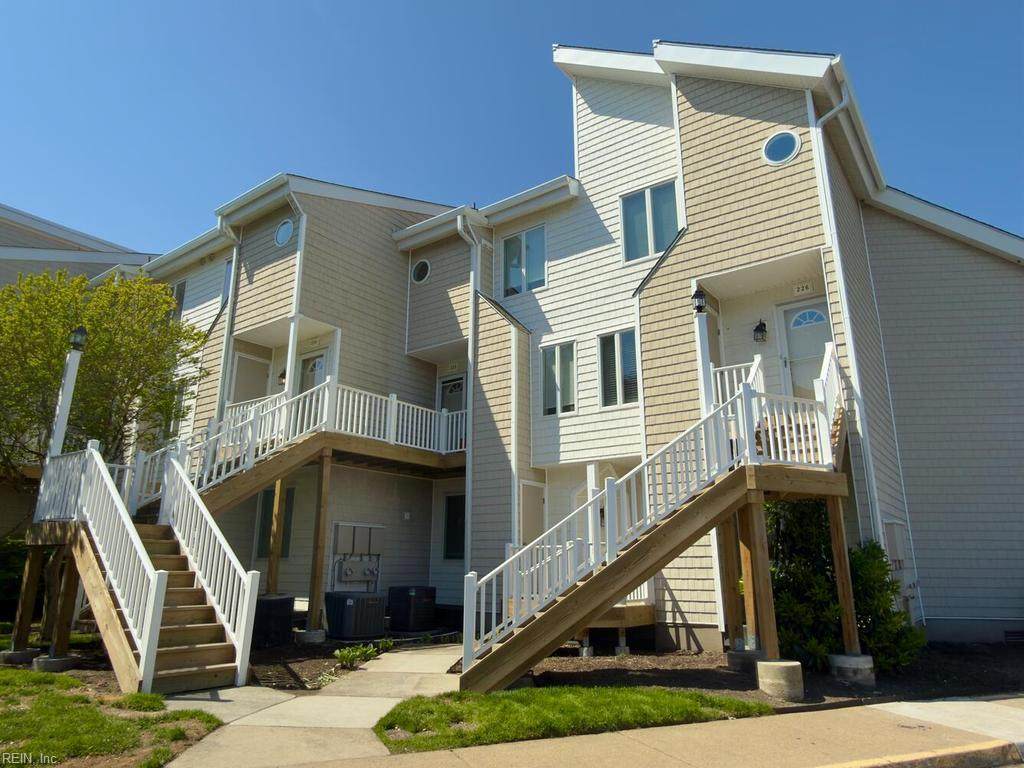 100 Pinewood Rd - Photo 1