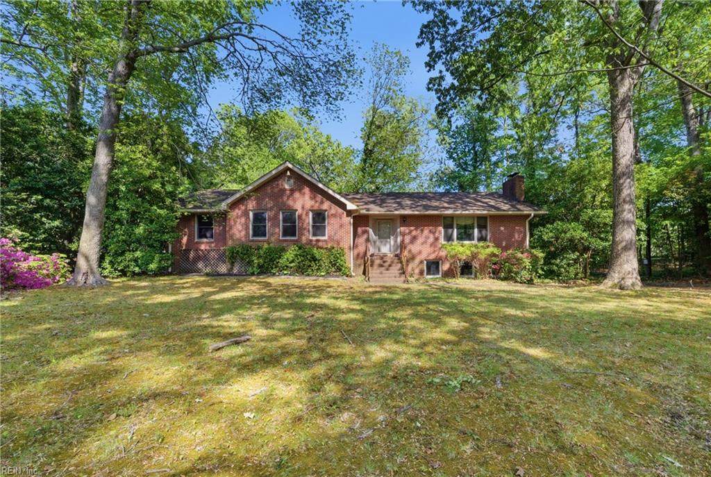 656 Pinetree Dr - Photo 1
