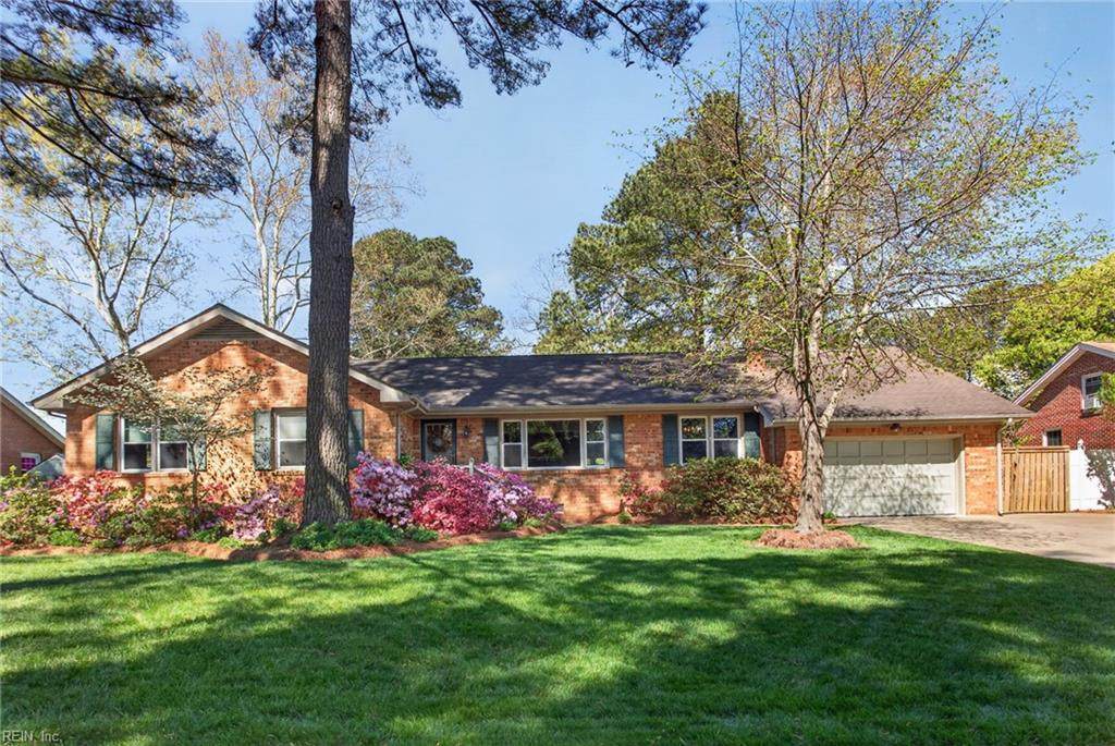 1109 Cresthaven Ln - Photo 1