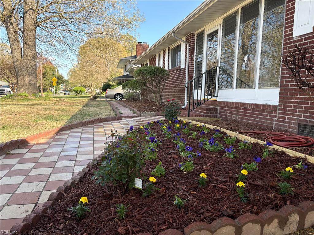 4011 Campbell Rd - Photo 1