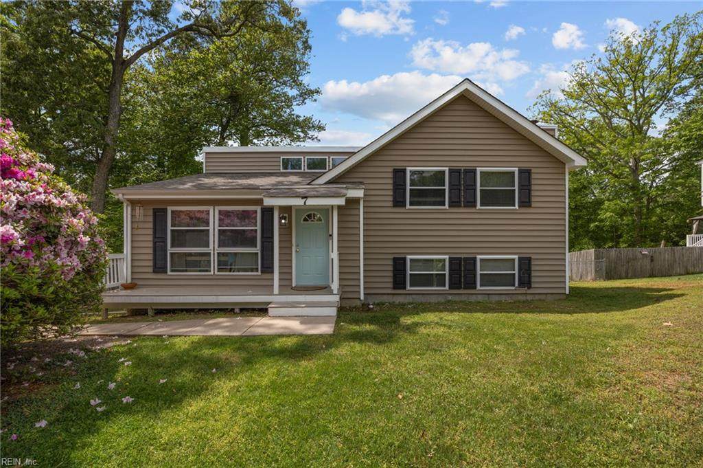 7 Cathy Dr - Photo 1