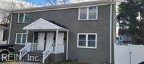 415 32nd St - Photo 1
