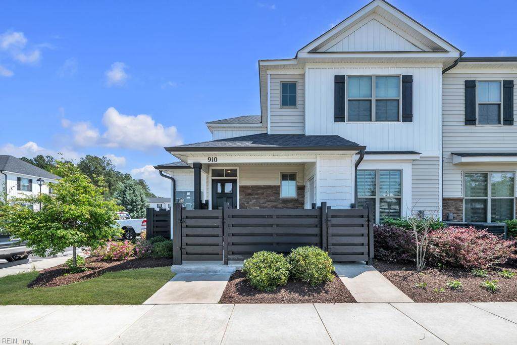 910 Kathy Ann Way - Photo 1