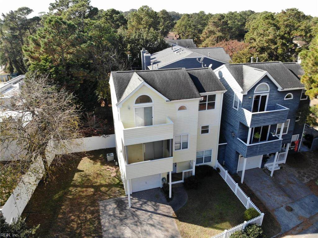 3911 Shady Oaks Dr - Photo 1