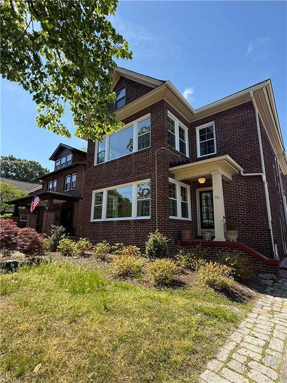 751 Shirley Ave - Photo 1