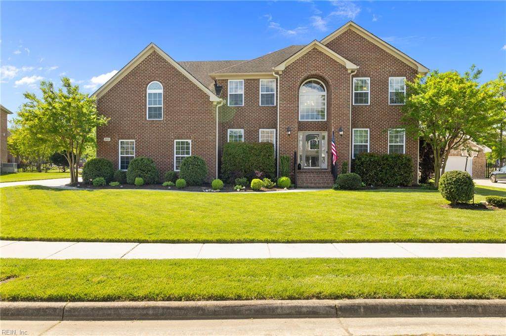 203 Riviara Pl - Photo 1