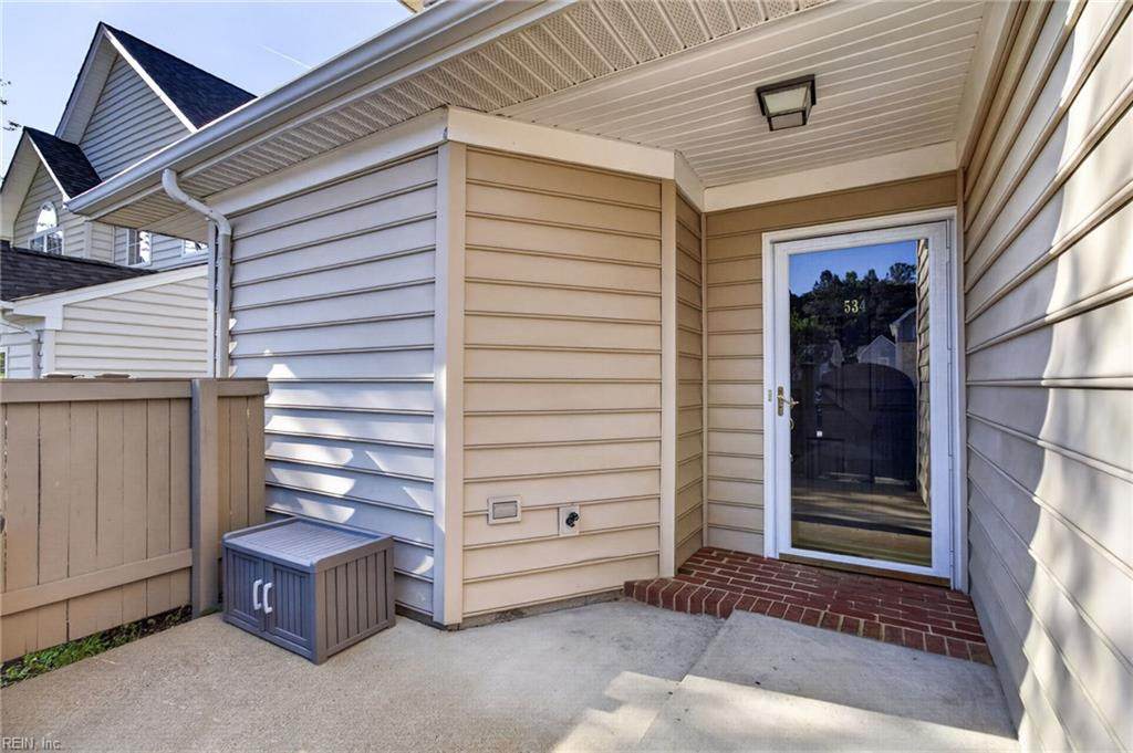 https://bt-photos.global.ssl.fastly.net/rein/orig_boomver_1_10631105-2.jpg