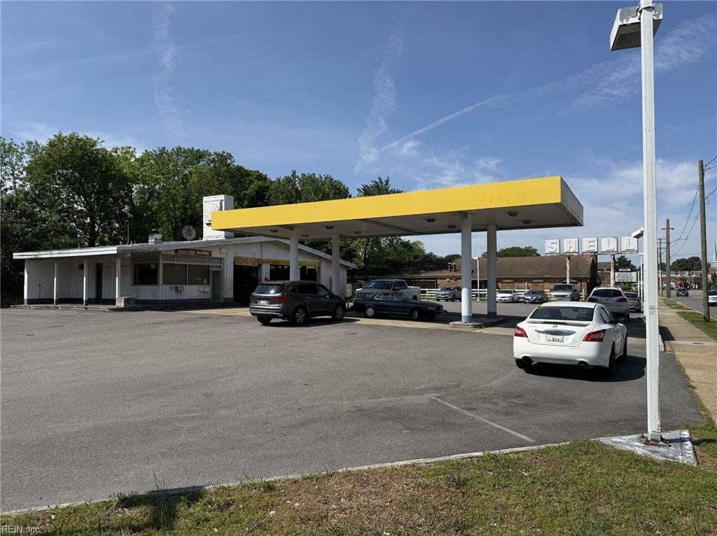 1231 Norview Ave - Photo 1