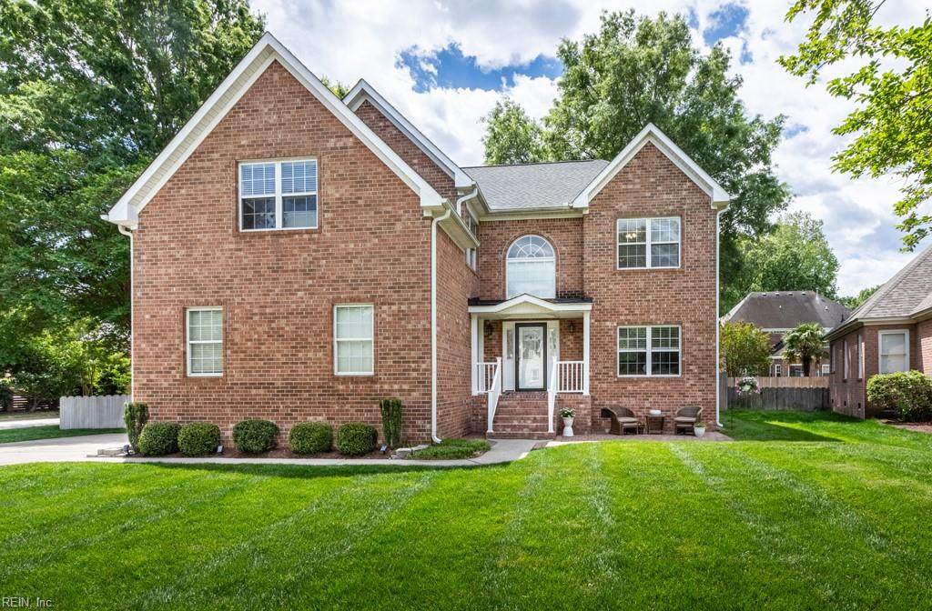 818 Brookside Arch - Photo 1
