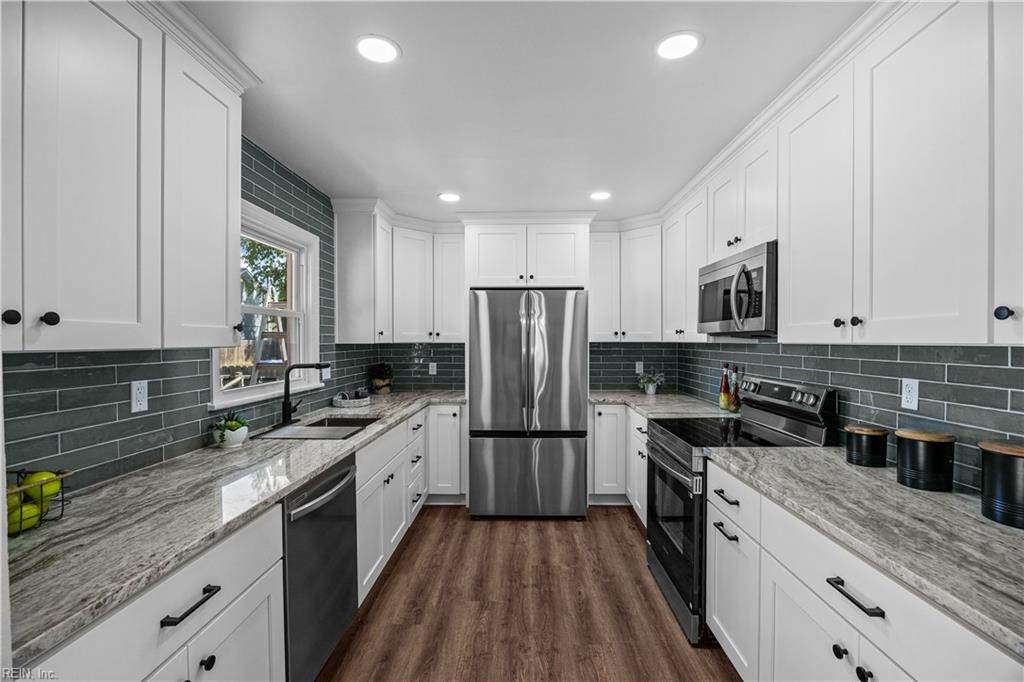 1513 Sagewood Dr - Photo 1