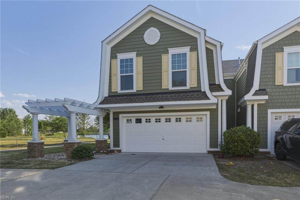 214 Stowe Dr - Photo 1