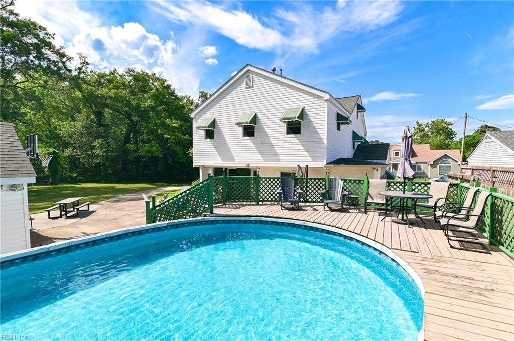 4701 Pinehurst Ave - Photo 1