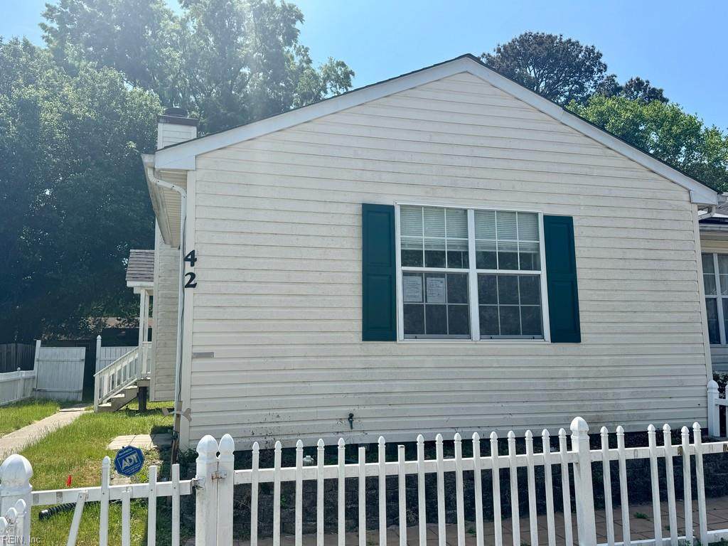 42 Cooper Dr - Photo 1