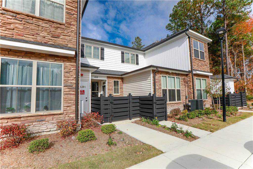 102 Kathy Ann Way - Photo 1
