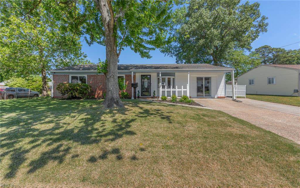 3428 Plaza Trl - Photo 1