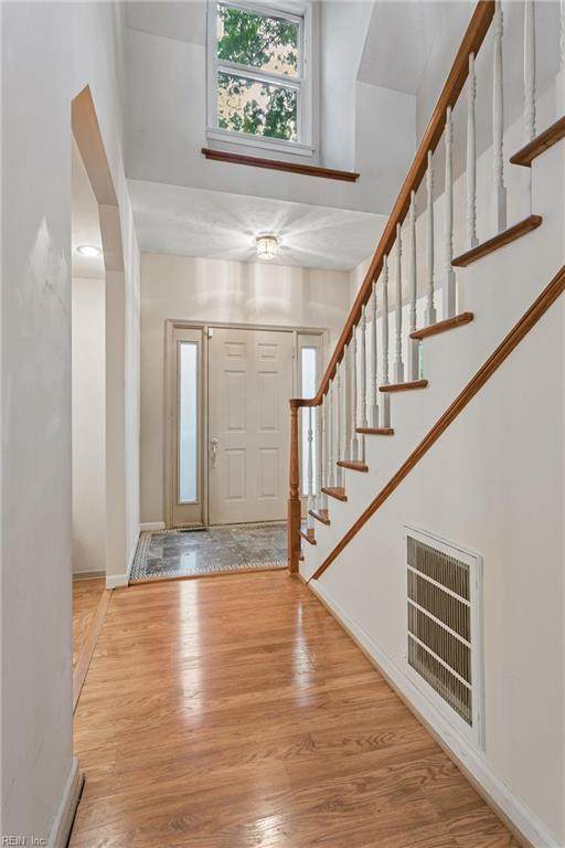 https://bt-photos.global.ssl.fastly.net/rein/orig_boomver_1_10632197-2.jpg