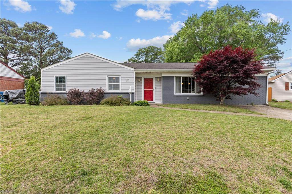 437 Malibu Dr - Photo 1