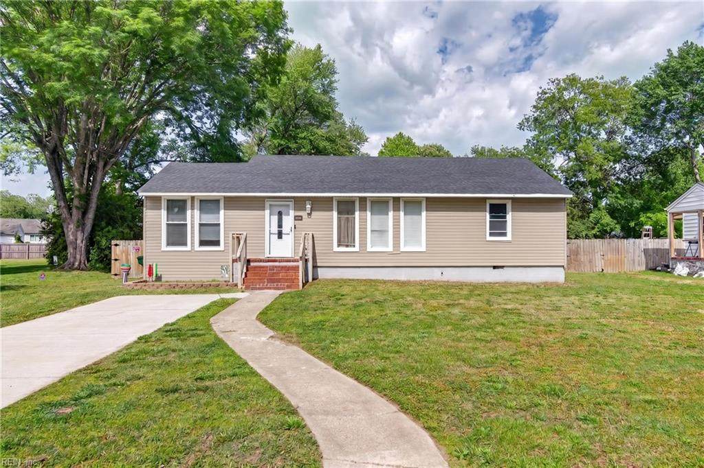 1226 Tyler Ave - Photo 1