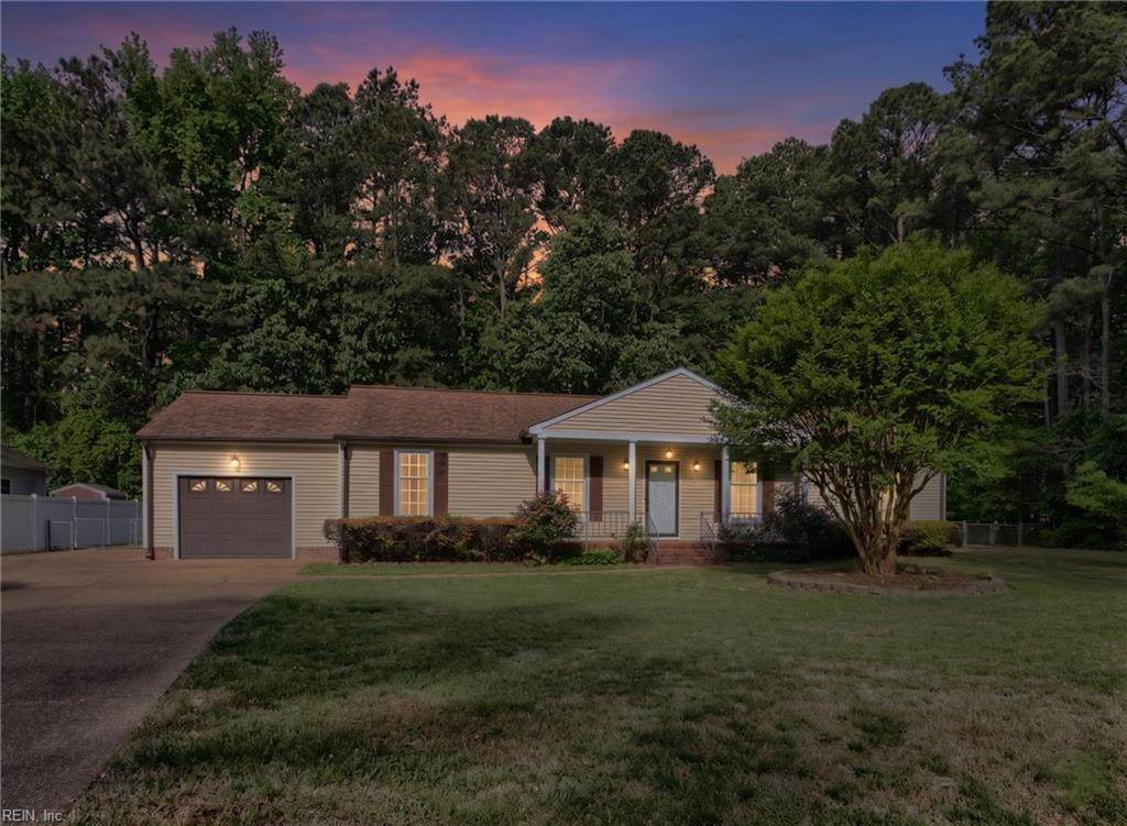 2072 Snug Harbor Dr - Photo 1