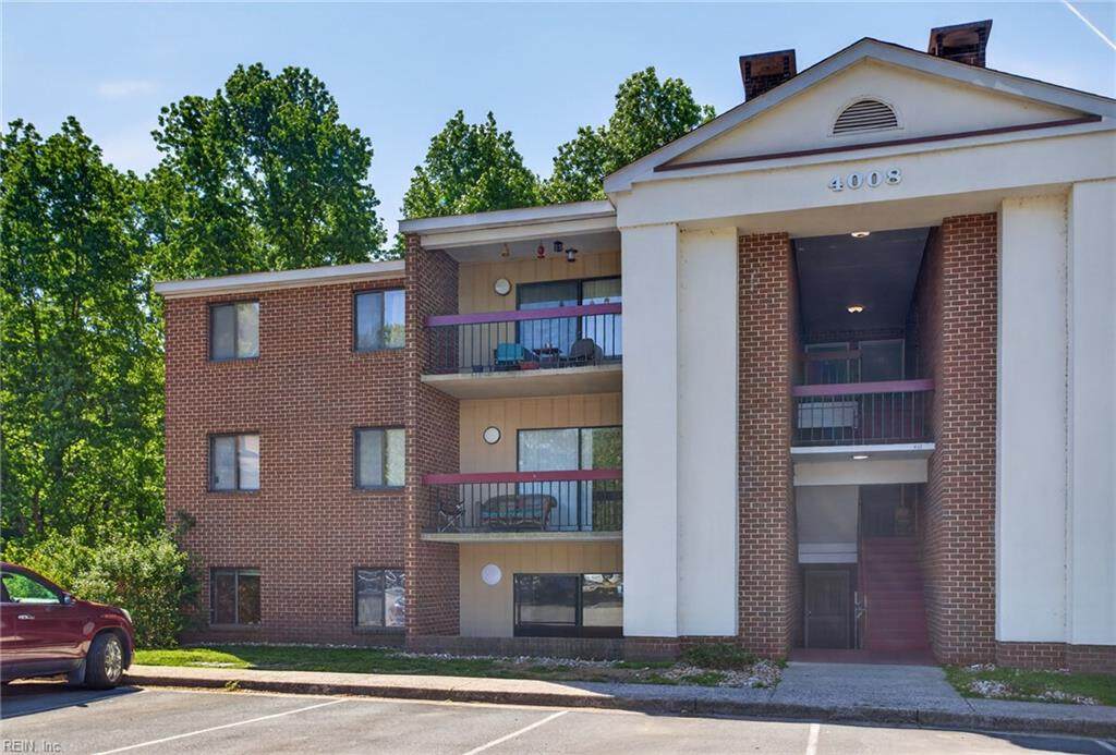 4008 Governors Sq - Photo 1