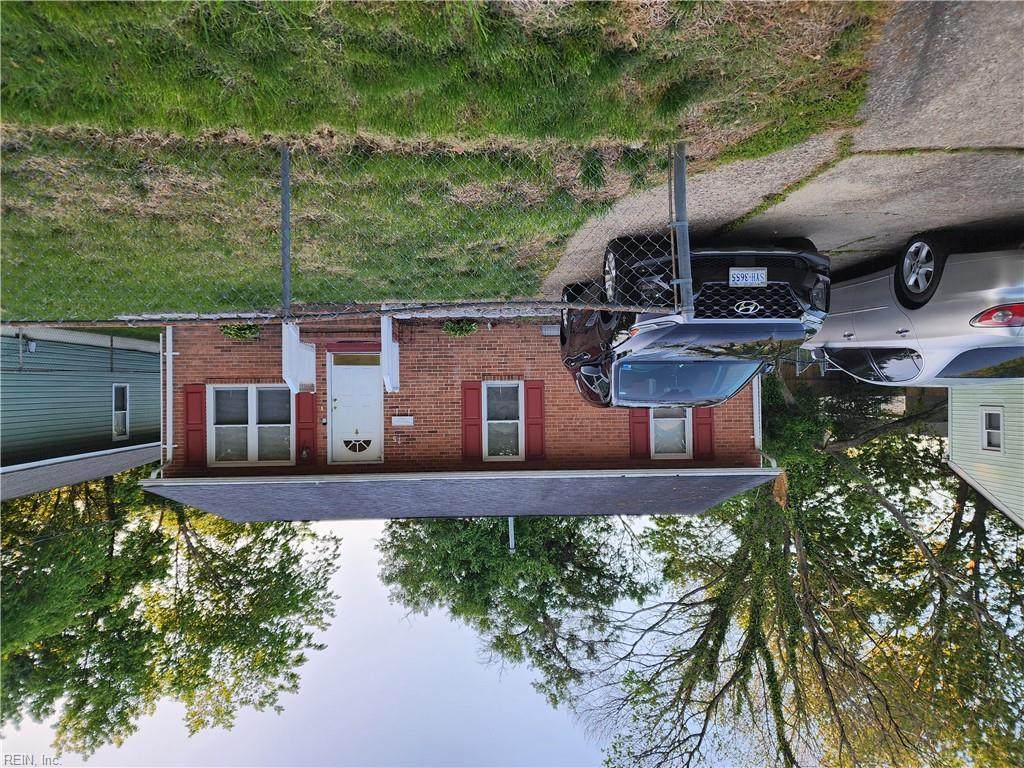 75 Virginia Ave - Photo 1