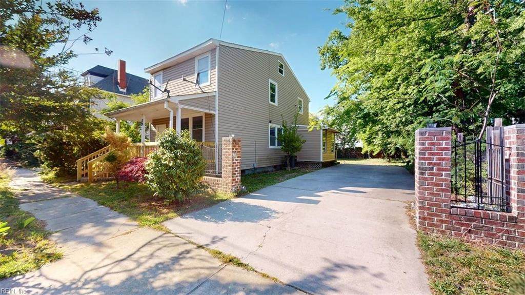 1026 Anderson St - Photo 1