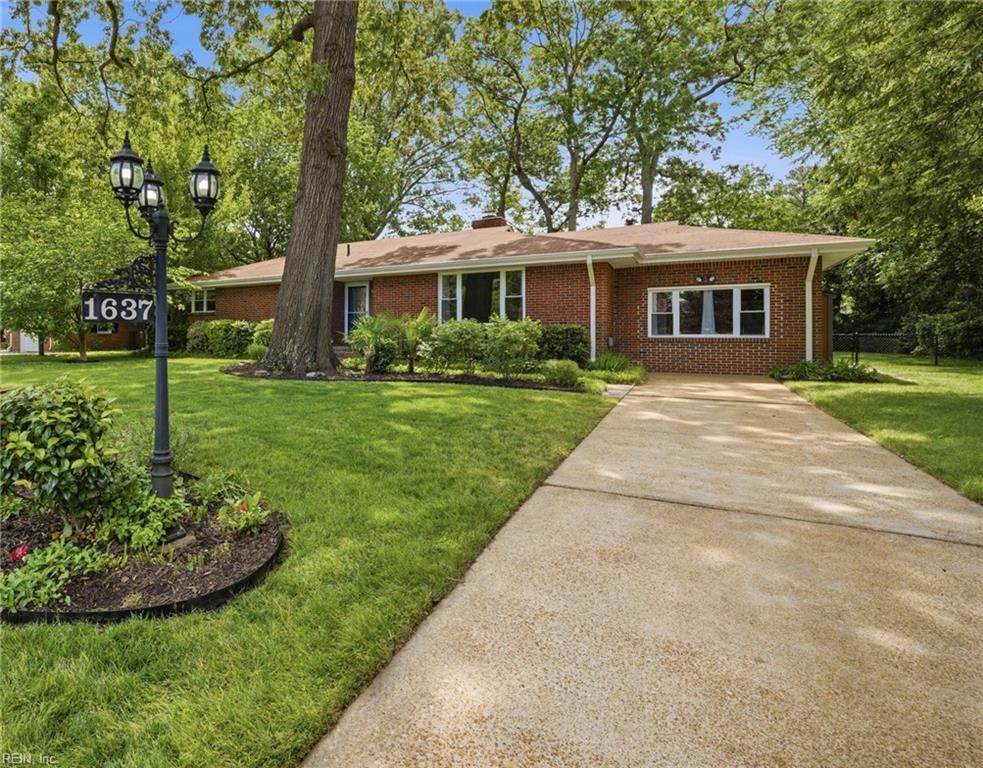 1637 Cougar Ave - Photo 1
