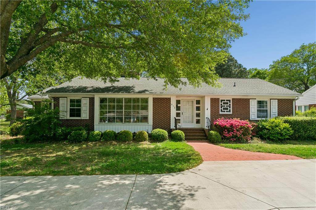 812 Poquoson Ave - Photo 1