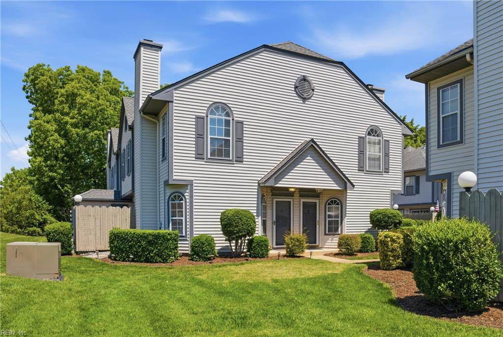 4553 Shallowford Cir - Photo 1