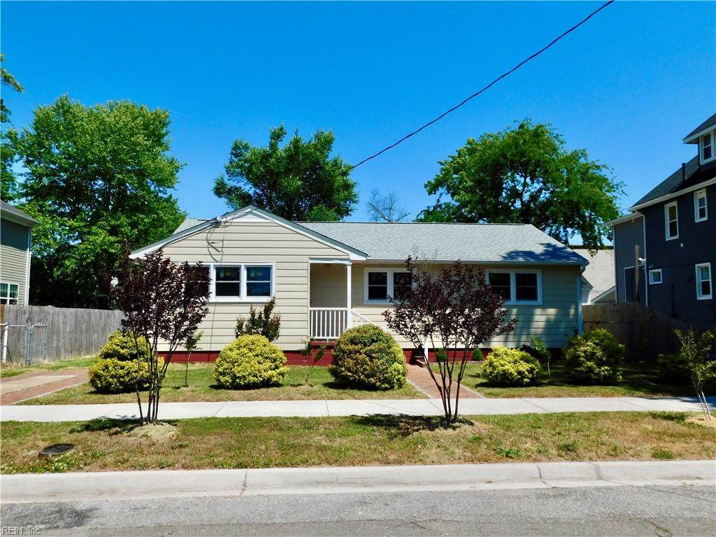 810 34th St - Photo 1