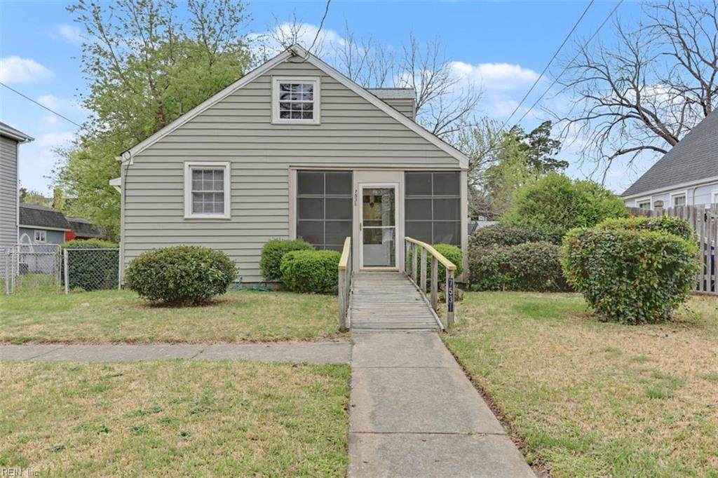 7531 Yorktown Dr - Photo 1