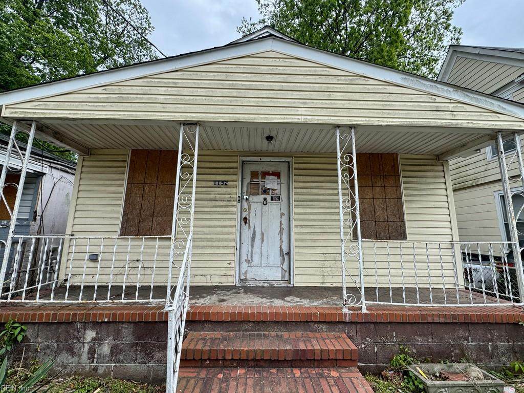 1152 22nd St - Photo 1