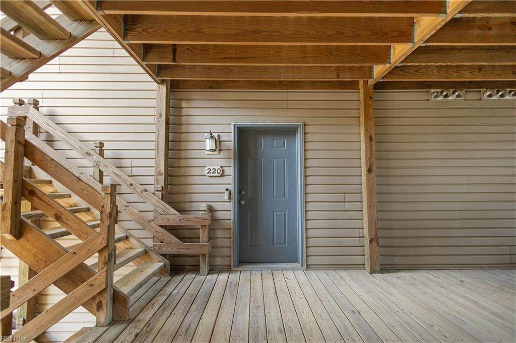 414 Delaware Ave - Photo 1