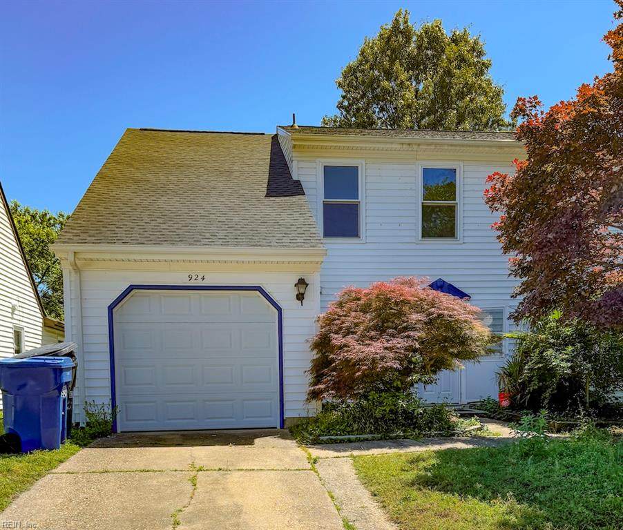 924 Daniel Maloney Dr - Photo 1
