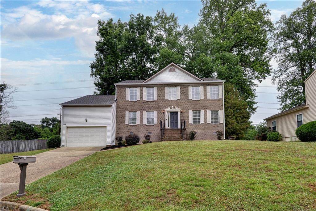 132 Wellington Dr - Photo 1