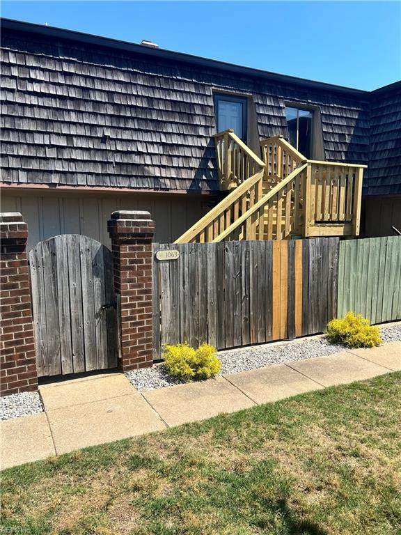 1063 Ocean Pebbles Way - Photo 1