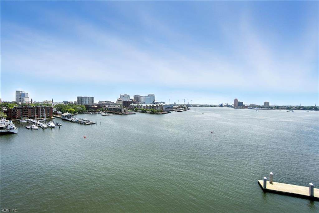 40 Rader St - Photo 1