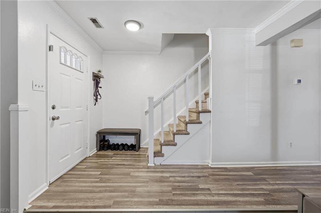 https://bt-photos.global.ssl.fastly.net/rein/orig_boomver_1_10635911-2.jpg