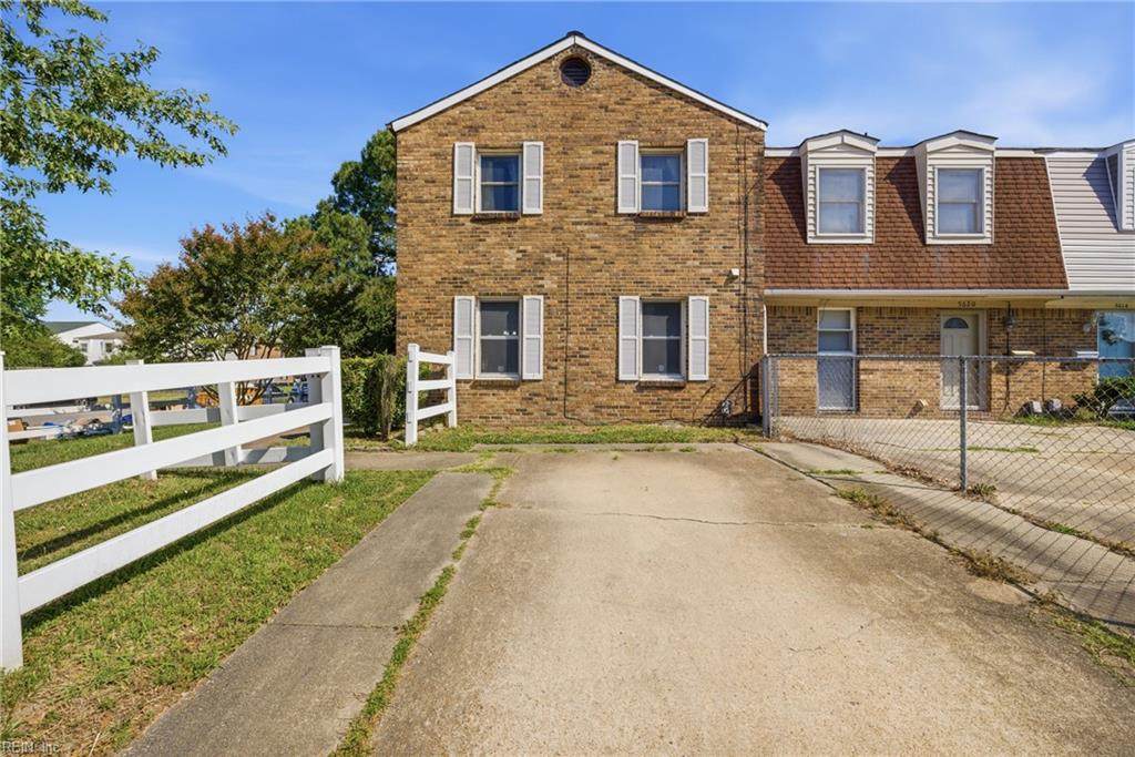 5622 Fanshaw Ct - Photo 1