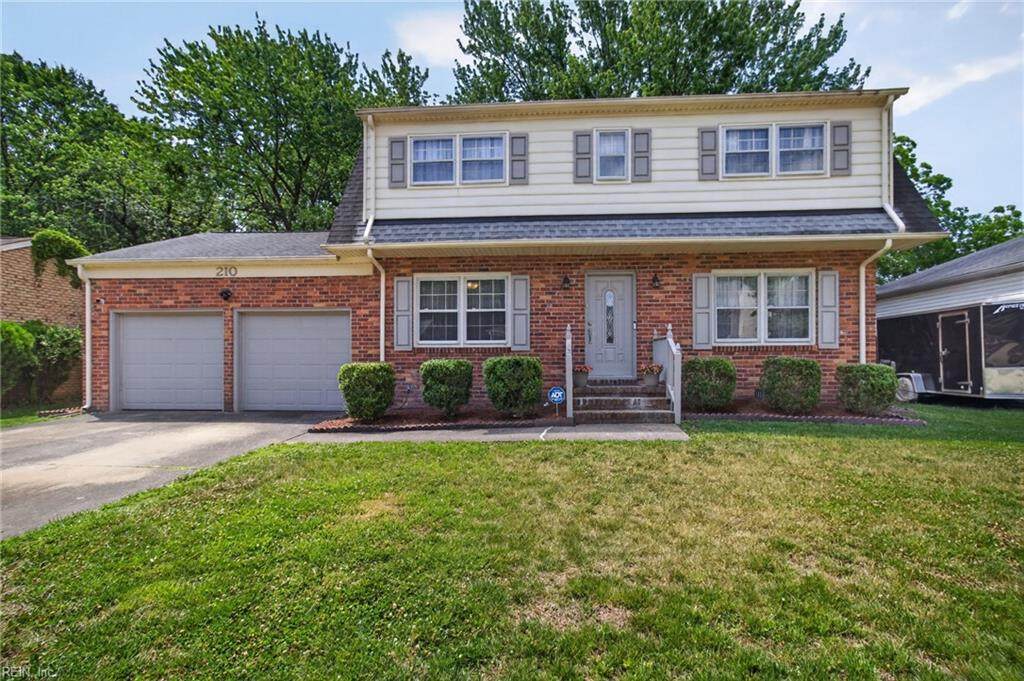 210 Custer Pl - Photo 1