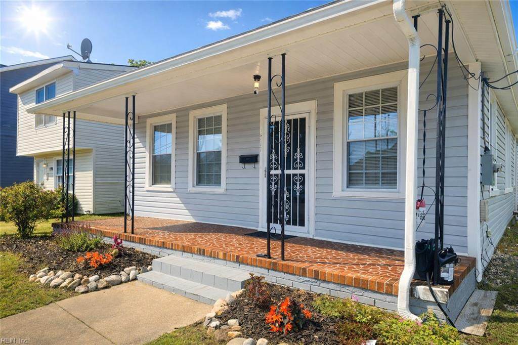 1711 Bay Ave - Photo 1